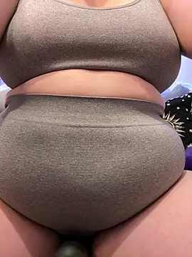 Raven Magical Milf online show from 8, 7, 2026