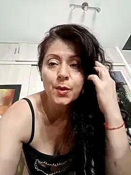 lunadicty online show from 24, 4, 2026