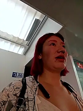 Cerecitaa02  online show from 5, 2, 2026