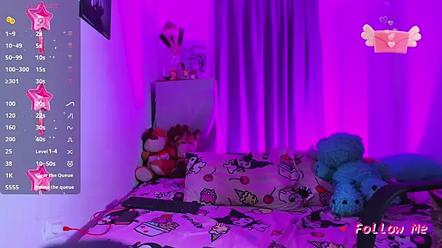 SkylerBennet online show from 28, 4, 2026