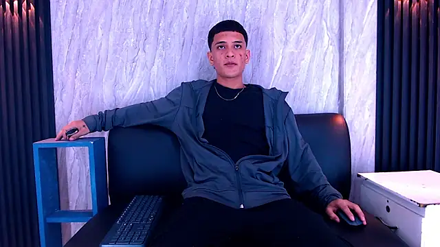 Matt Ruso online show from 23, 10, 2025