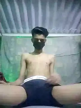 Snapshot of HannanKhan25 chatting on 13, 9, 2025 HannanKhan25 online show from 13, 9, 2025