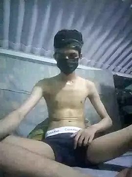 Snapshot of HannanKhan25 chatting on 24, 10, 2025 HannanKhan25 online show from 24, 10, 2025