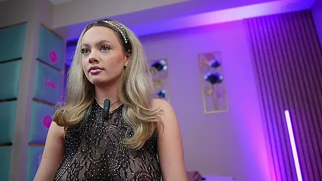 SabrinaJade online show from 2, 5, 2026