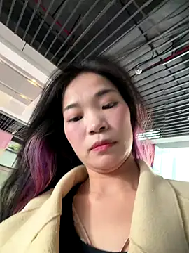 AiBanana online show from 17, 12, 2025