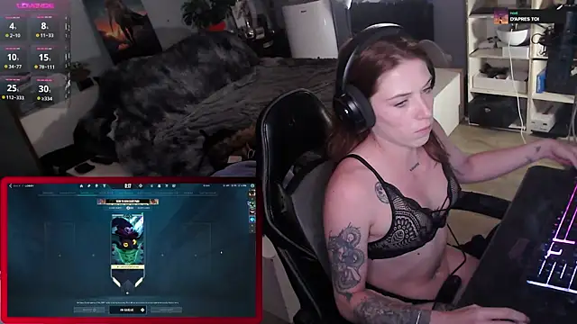 Horny Makima online show from 23, 9, 2025