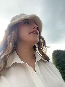 Baby  Otaku online show from 28, 4, 2026