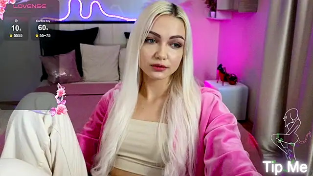 LinaLirian online show from 18, 10, 2025