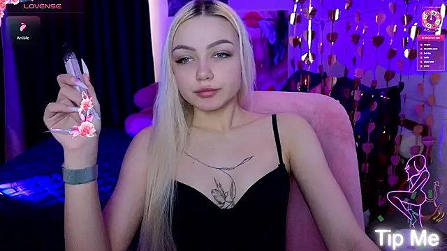 LinaLirian online show from 25, 2, 2026