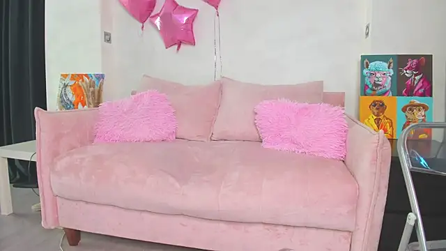 Candy Cansew online show from 19, 5, 2026