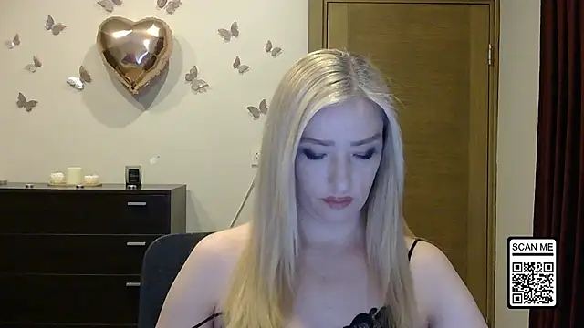 Wild Silk Desire online show from 25, 4, 2026