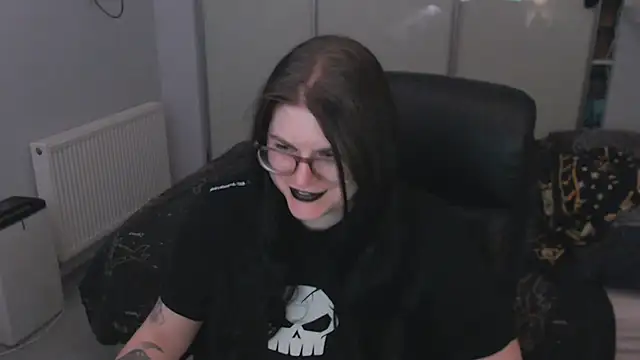 Snapshot of GothSuccubusBabe chatting on 31, 5, 2026 GothSuccubusBabe online show from 31, 5, 2026