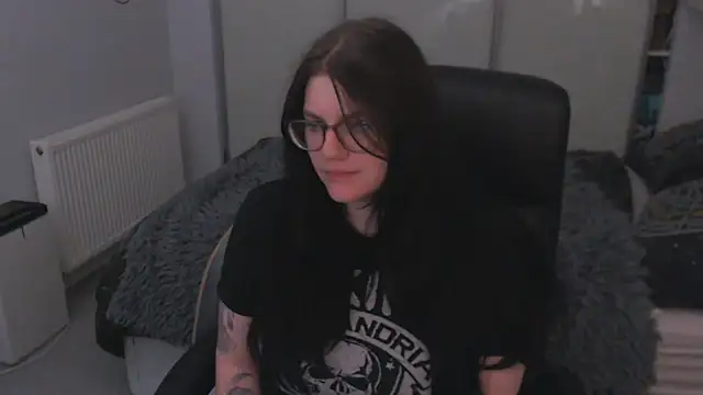 Snapshot of GothSuccubusBabe chatting on 3, 6, 2026 GothSuccubusBabe online show from 3, 6, 2026