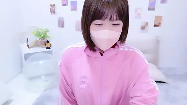 Snapshot of _suika_ chatting on 2, 11, 2025 suika online show from 2, 11, 2025