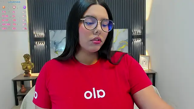 NaniXoxo18 online show from 28, 11, 2025