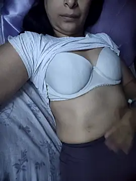 Snapshot of vamuke79 chatting on 19, 1, 2026 vamuke79 online show from 19, 1, 2026