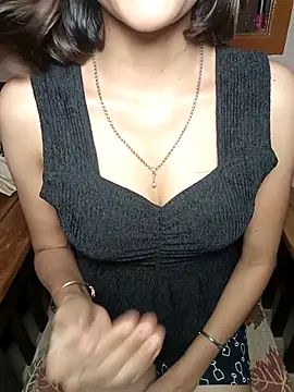 Isha Sax online show from 16, 9, 2025