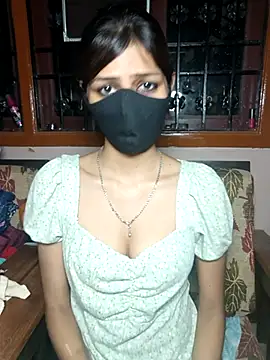 Isha Sax online show from 2, 10, 2025