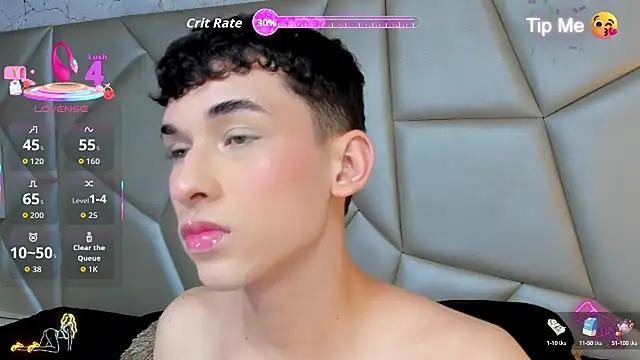 Snapshot of owen-stone chatting on 13, 10, 2025 owen-stone online show from 13, 10, 2025