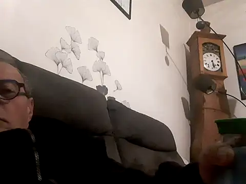 Vince072 online show from 3, 10, 2025