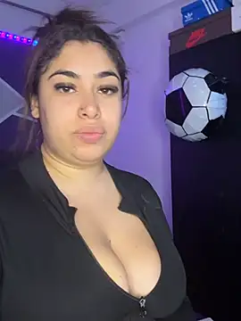 Snapshot of jazminslut chatting on 8, 7, 2026 jazminslut online show from 8, 7, 2026