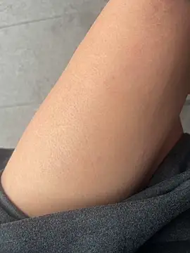 xiaoyuan01 online show from 15, 10, 2025