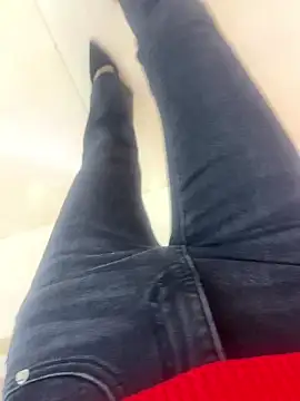 xiaoyuan01 online show from 23, 4, 2026