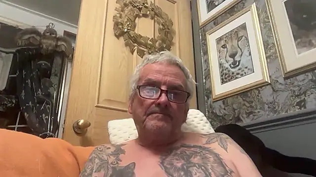 Snapshot of poggles chatting on 22, 11, 2025 poggles online show from 22, 11, 2025