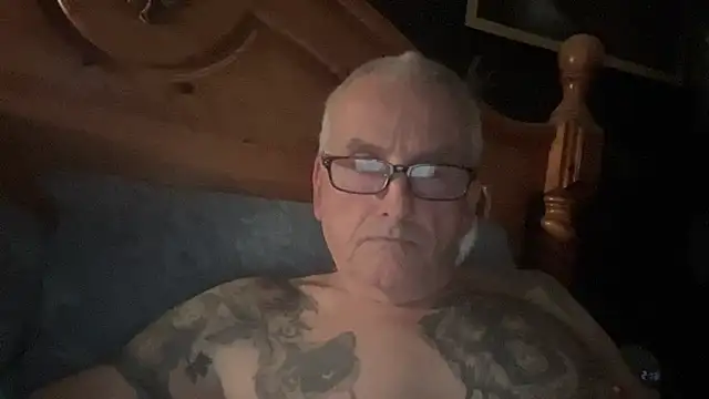 Snapshot of poggles chatting on 27, 11, 2025 poggles online show from 27, 11, 2025