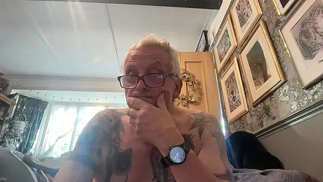 poggles online show from 24, 7, 2026