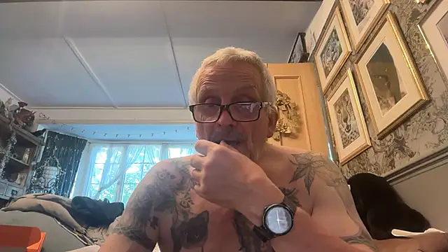 poggles online show from 28, 7, 2026