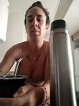 agustinalatina online show from 16, 10, 2025