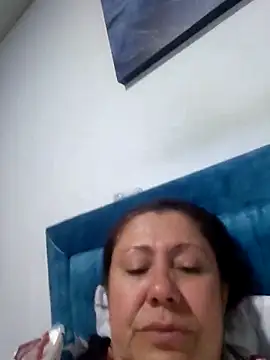 Snapshot of EmmaJhomson chatting on 18, 6, 2026 EmmaJhomson online show from 18, 6, 2026