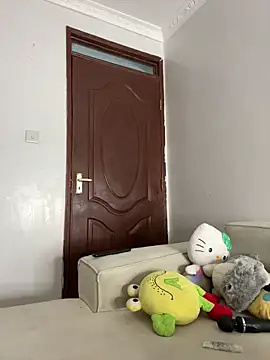 Snapshot of Lil-shawrie chatting on 5, 2, 2026 Lil-shawrie online show from 5, 2, 2026