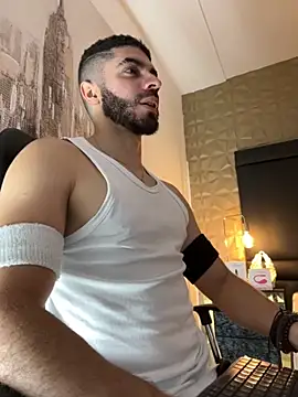 AxelThompson  online show from 4, 10, 2025