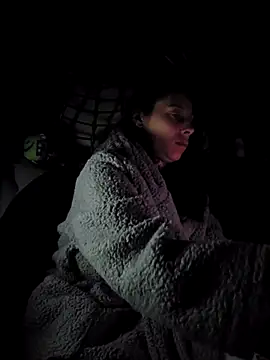 Snapshot of DarkAngelz1 chatting on 17, 11, 2025 DarkAngelz1 online show from 17, 11, 2025