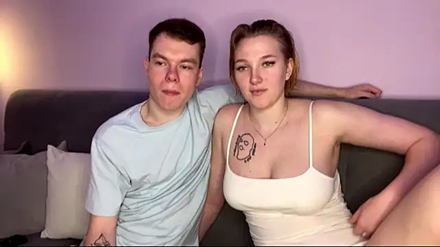 Snapshot of julielourens chatting on 20, 9, 2025 julielourens online show from 20, 9, 2025