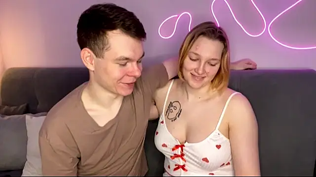 Snapshot of julielourens chatting on 25, 11, 2025 julielourens online show from 25, 11, 2025