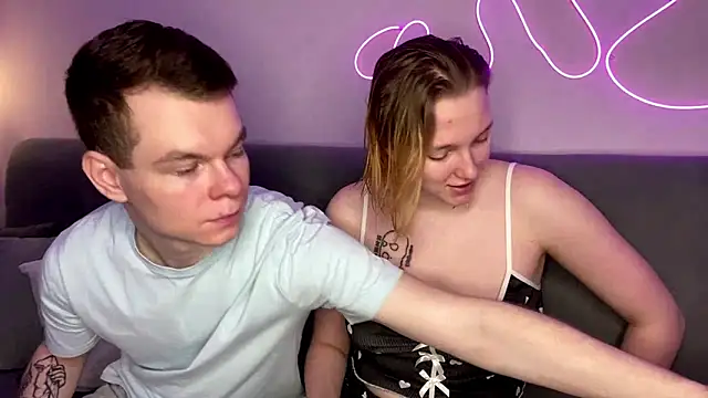 Snapshot of julielourens chatting on 29, 11, 2025 julielourens online show from 29, 11, 2025