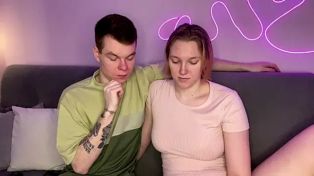 Snapshot of julielourens chatting on 30, 11, 2025 julielourens online show from 30, 11, 2025