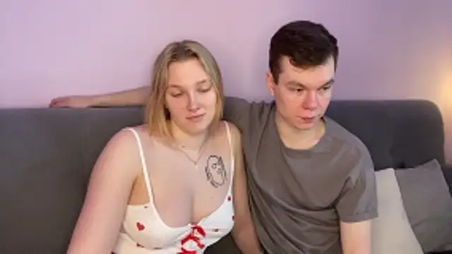 Snapshot of julielourens chatting on 1, 2, 2026 julielourens online show from 1, 2, 2026