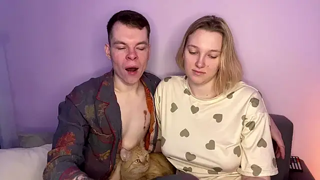 Snapshot of julielourens chatting on 7, 3, 2026 julielourens online show from 7, 3, 2026