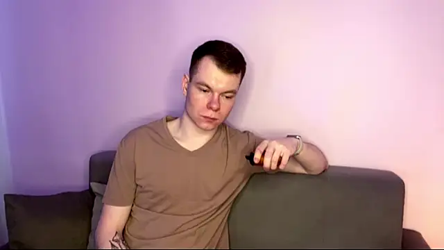 Snapshot of julielourens chatting on 11, 3, 2026 julielourens online show from 11, 3, 2026