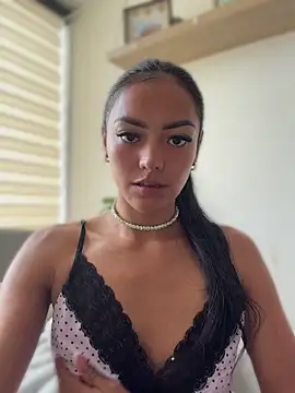 im-isabella online show from 29, 5, 2026