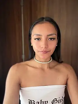 im-isabella online show from 4, 6, 2026