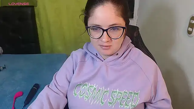 KrystalAdams online show from 23, 4, 2026