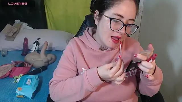 KrystalAdams online show from 25, 4, 2026