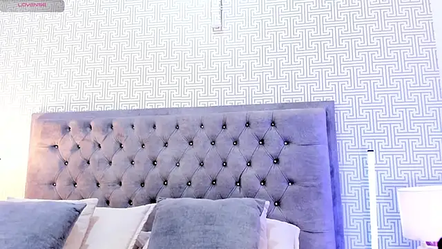 Snapshot of Evaa_Lunna_ chatting on 19, 11, 2025 Evaa Lunna online show from 19, 11, 2025