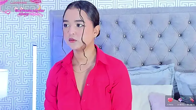 Evaa Lunna  online show from 4, 12, 2025