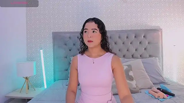 Snapshot of Evaa_Lunna_ chatting on 20, 5, 2026 Evaa Lunna online show from 20, 5, 2026